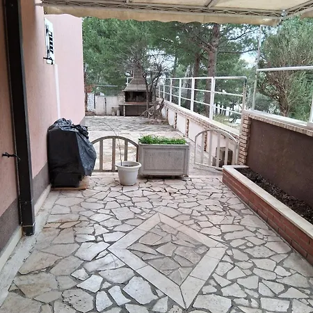 Ella Apartment Makarska